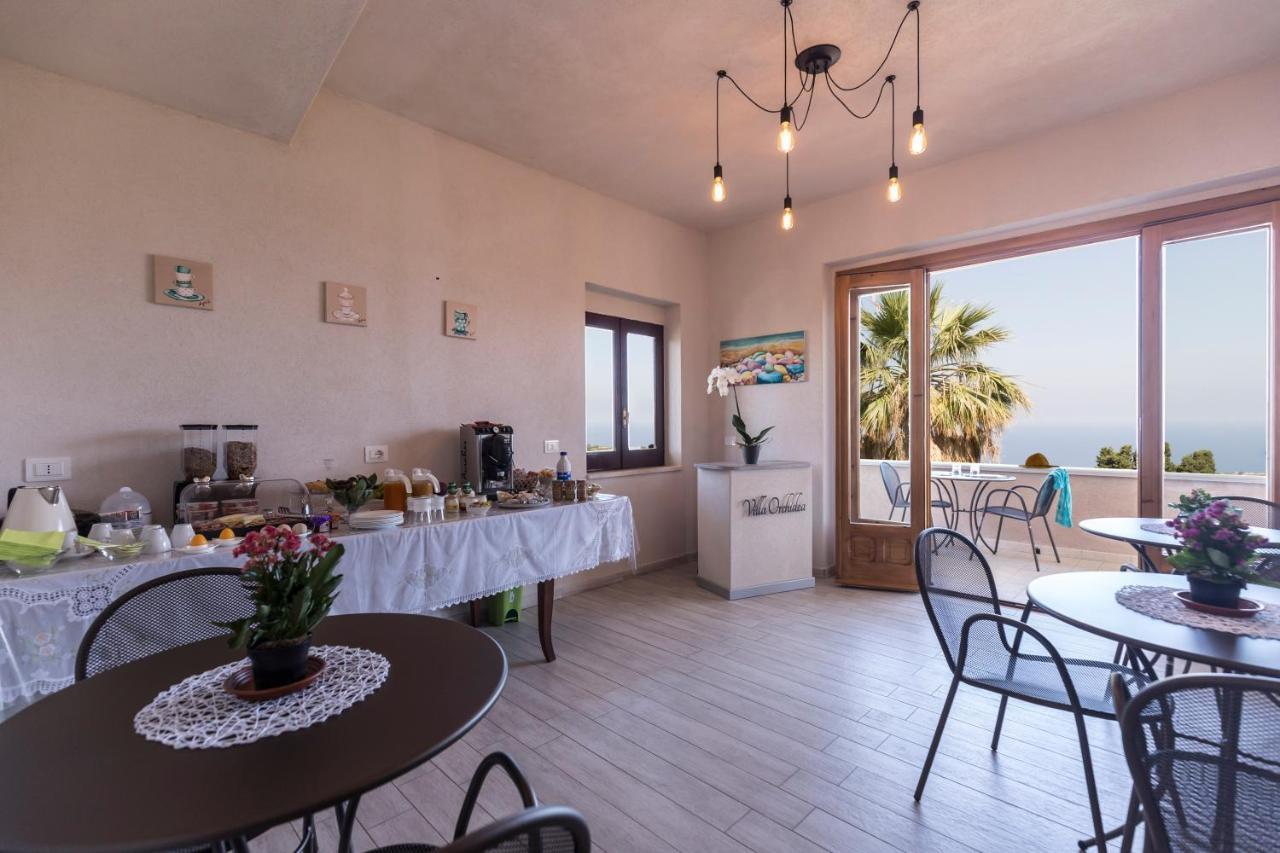 B&B Villa Orchidea Рикаді Екстер'єр фото